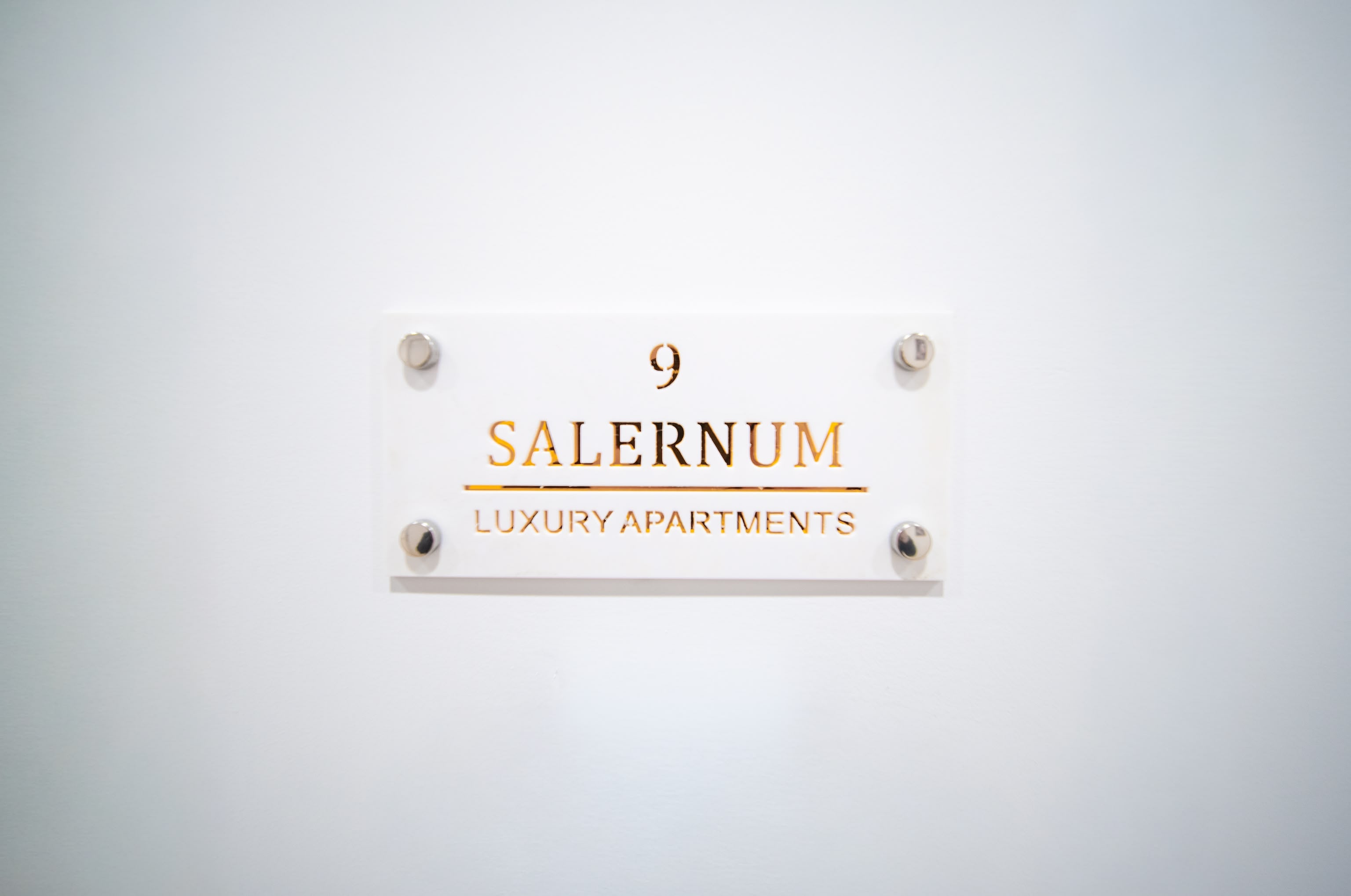 Bagno e dettagli della camera 9 Salernum
